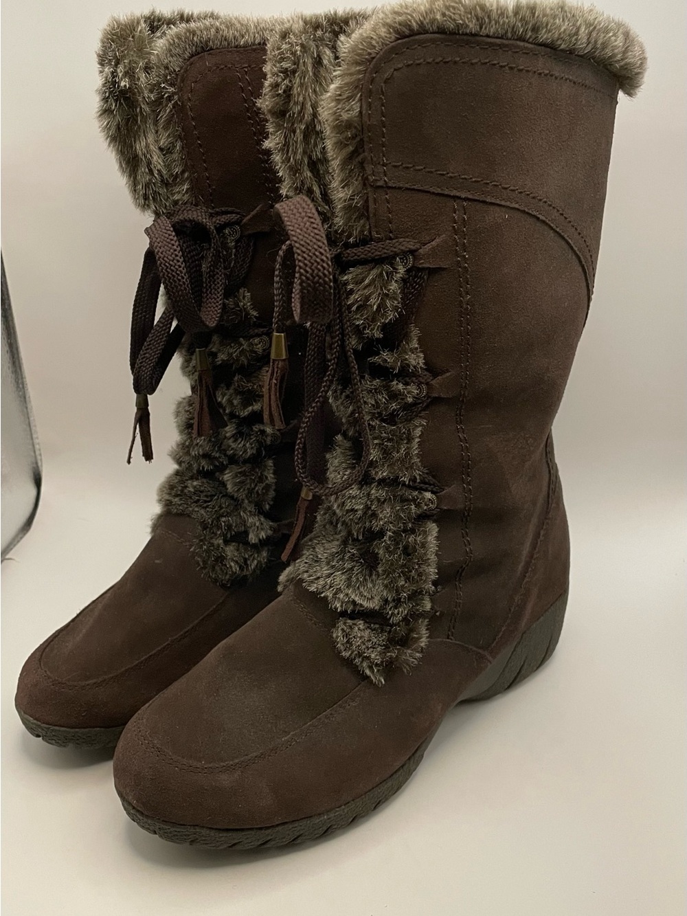Natural Sport Women's Brown Suede lace-up boots, inside zip, faux fur trim Sz 10